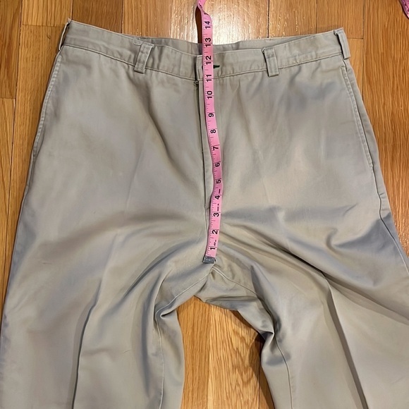 Tommy Hilfiger men khaki pants size 36 /30. - Picture 8 of 9